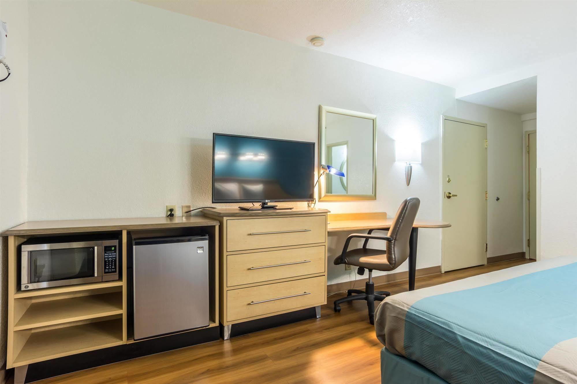Motel 6-Atlanta, Ga - Downtown Экстерьер фото